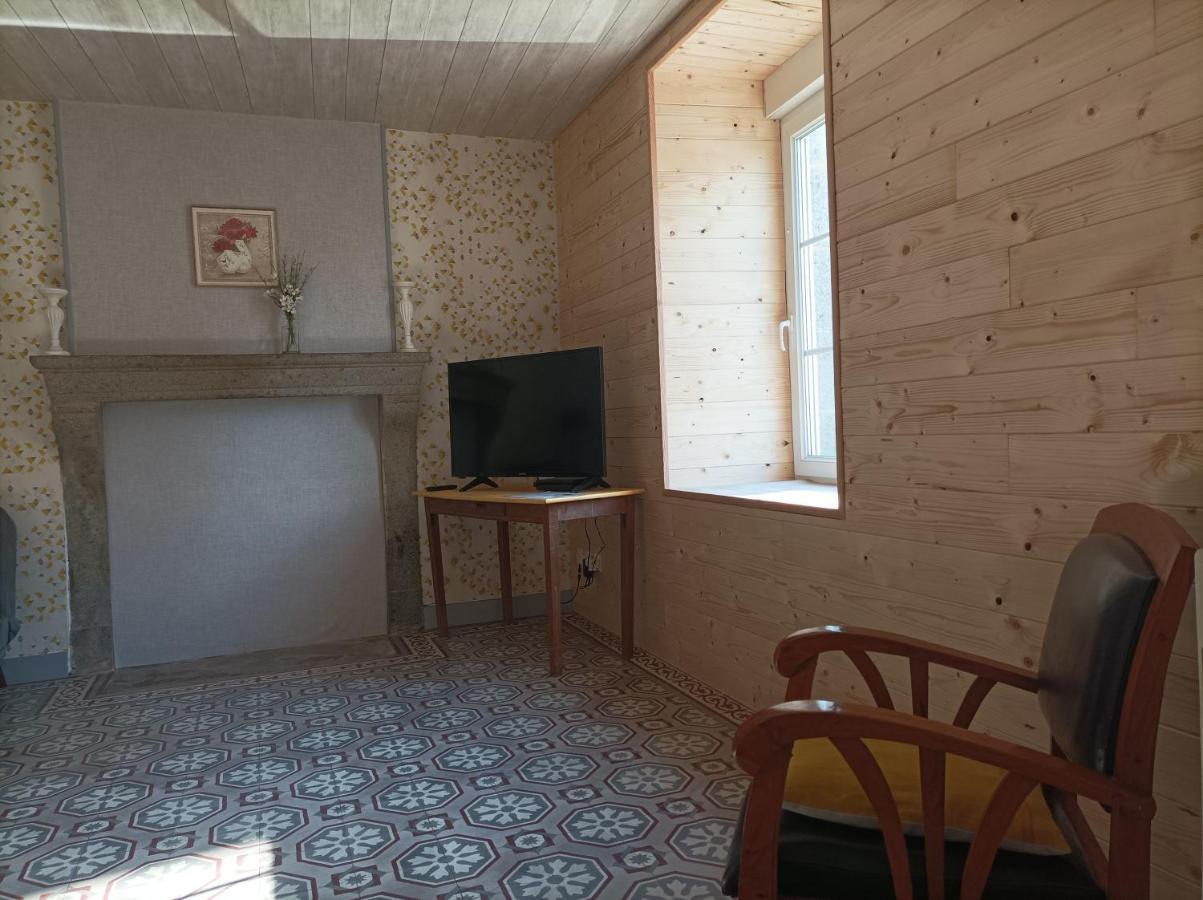 Gite Auvraysien 10P La Foret-Auvray Exteriör bild